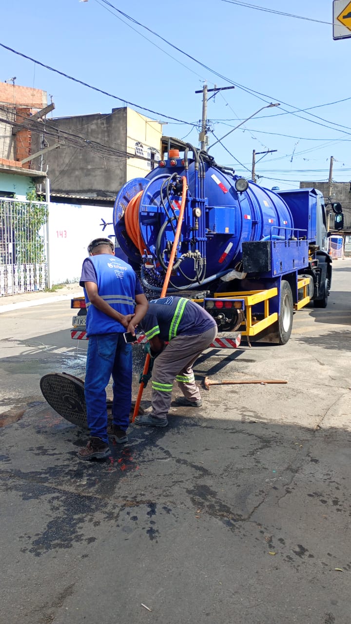 Frota de caminhões Desentupidora Top Guarulhos